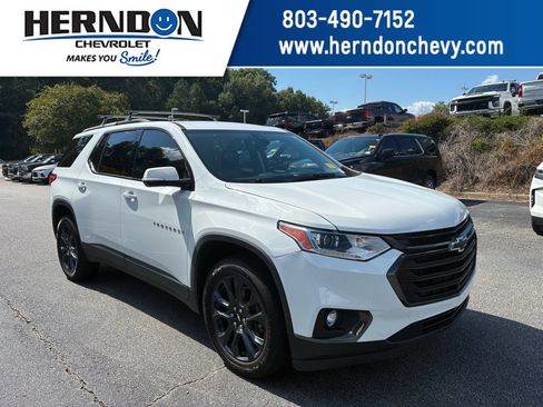 Used 2020 Chevrolet Traverse RS w/ LPO, Floor Liner Package FWD image 1