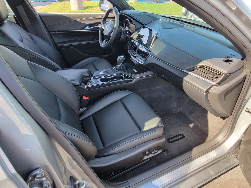 Used 2024 Cadillac CT4 Luxury w/ Sun And Sound Package RWD image 18