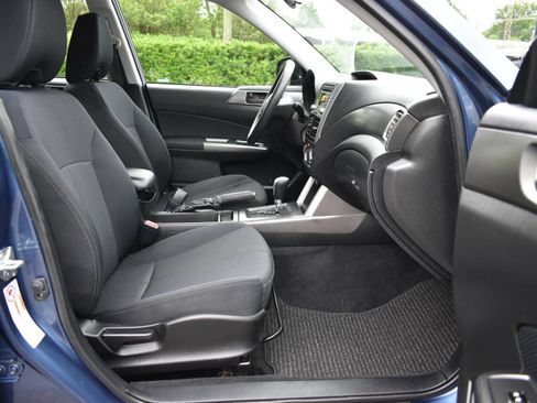 Used 2011 Subaru Forester 2.5X w/ Alloy Wheel Value Pkg AWD/4WD image 8