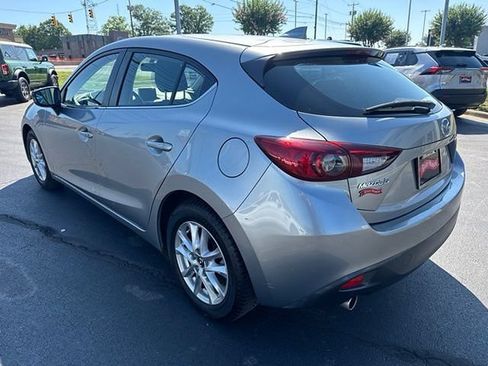 Used 2016 MAZDA MAZDA3 i Grand Touring FWD image 3