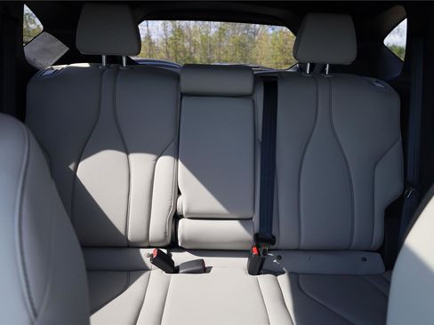 New 2026 Acura RDX SH-AWD image 26