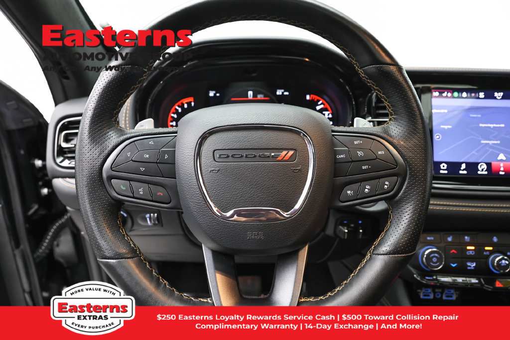 Used 2025 Dodge Durango R/T AWD/4WD image 11