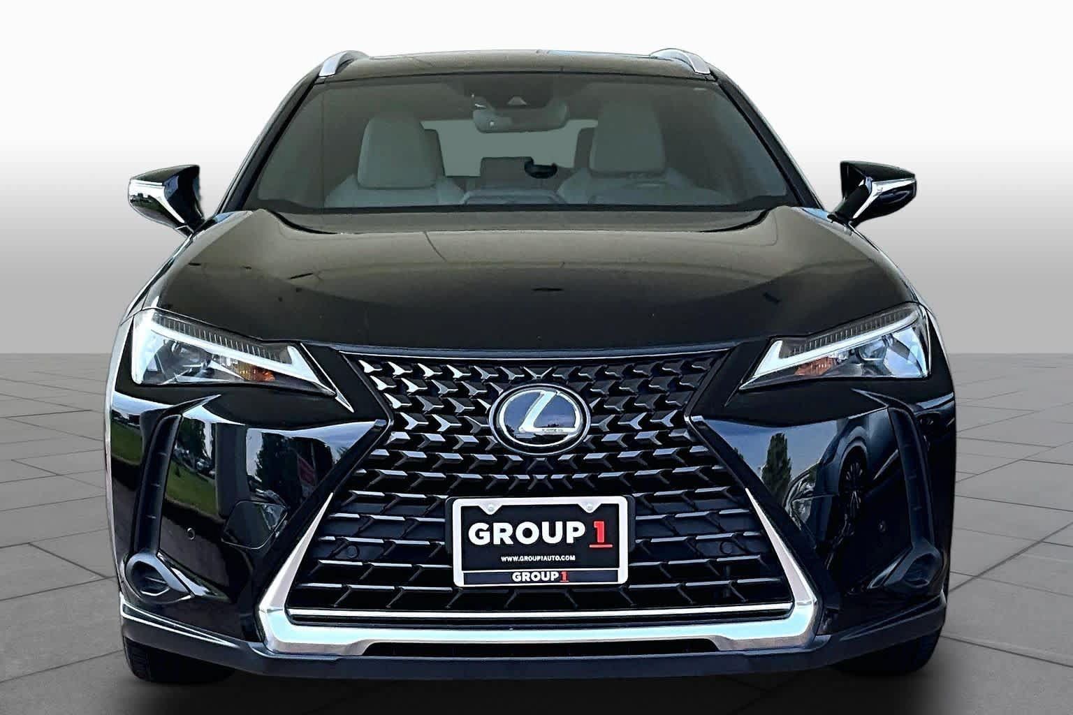 Used 2024 Lexus UX 250h FWD w/ Premium Package image 4