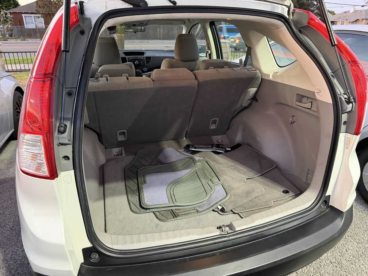 Used 2013 Honda CR-V LX image 19