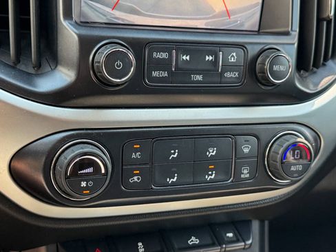 Used 2016 Chevrolet Colorado LT w/ Luxury Package, Chrome AWD/4WD image 30