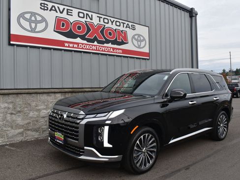 Used 2025 Hyundai Palisade Calligraphy image 4