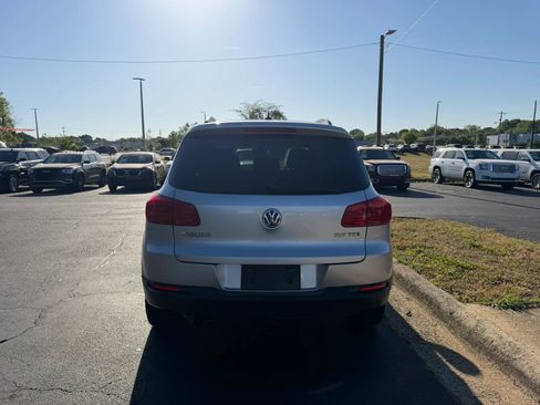 Used 2016 Volkswagen Tiguan S FWD image 6