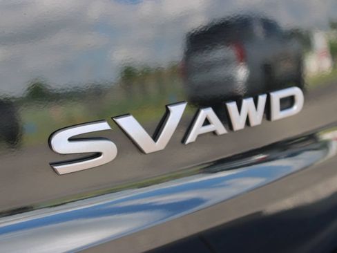Used 2024 Nissan Rogue SV AWD/4WD image 14