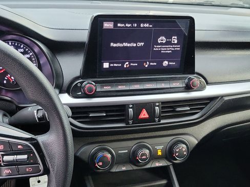 Used 2023 Kia Forte LXS image 14