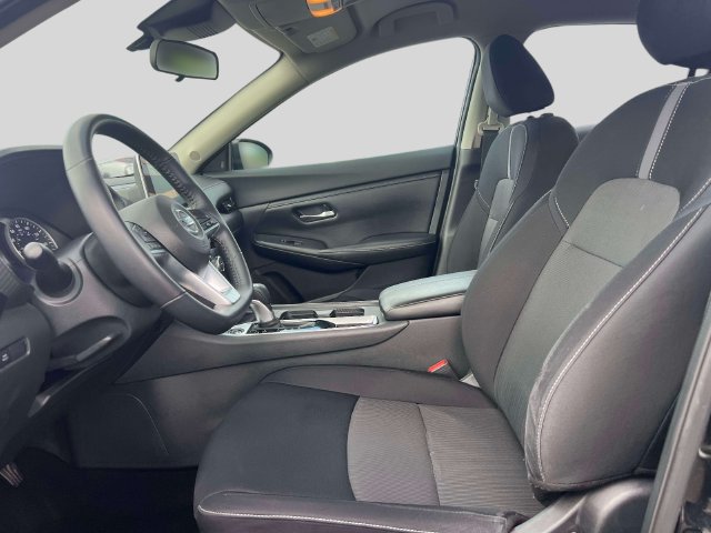 Used 2021 Nissan Sentra SV FWD image 16