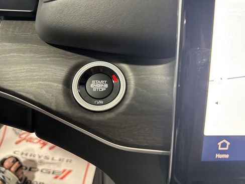 Used 2024 Jeep Grand Cherokee Limited 4xe w/ Luxury Tech Group II image 34