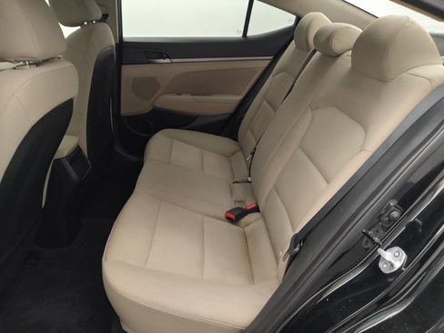 Used 2018 Hyundai Elantra Value Edition FWD image 18