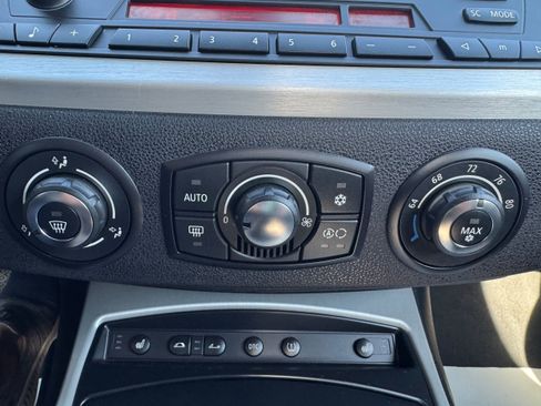 Used 2006 BMW Z4 3.0i image 24