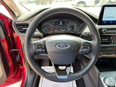 Used 2022 Ford Escape SE w/ Cold Weather Package AWD/4WD image 31