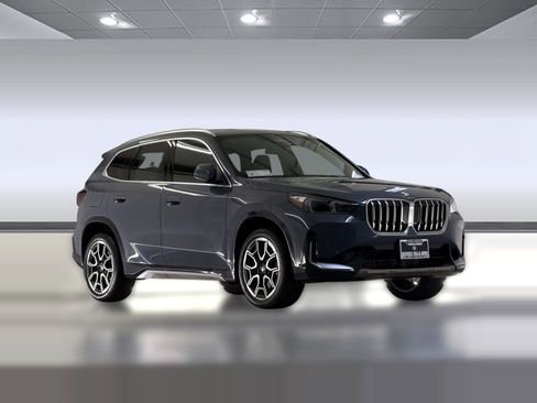 Used 2025 BMW X1 xDrive28i w/ Convenience Package AWD/4WD image 7