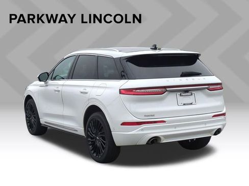 Used 2021 Lincoln Corsair Reserve w/ Equipment Group 201A AWD/4WD image 3