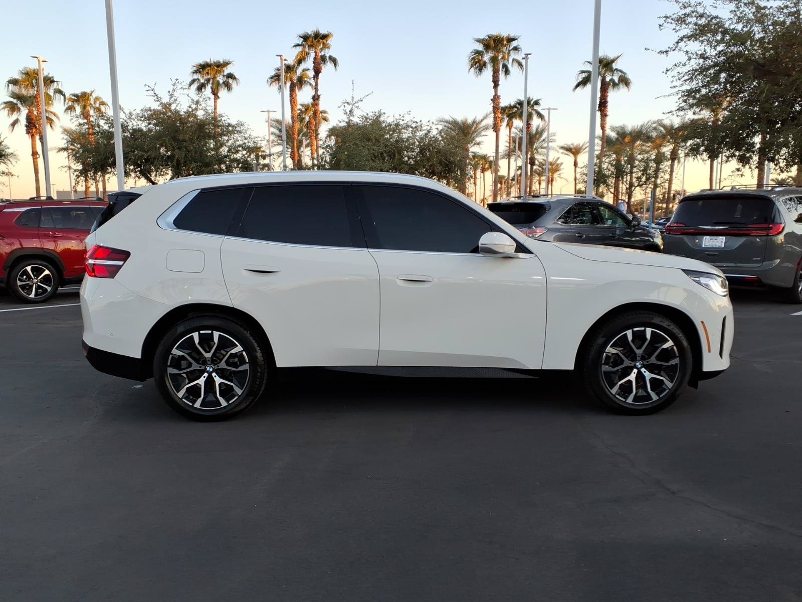 Used 2026 BMW X3 xDrive30i w/ Convenience Package AWD/4WD image 3