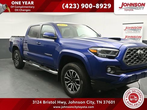 Used 2023 Toyota Tacoma TRD Sport AWD/4WD image 1