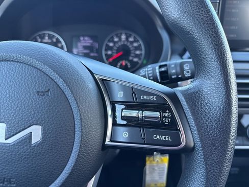 Used 2023 Kia Seltos LX image 25