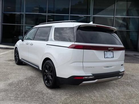 Used 2024 Kia Carnival SX Prestige FWD image 4