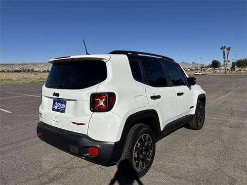 Used 2023 Jeep Renegade Trailhawk image 5