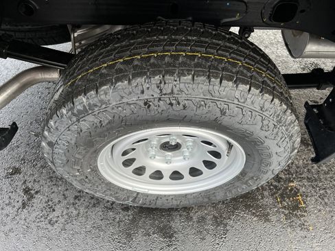 New 2026 Chevrolet Silverado 1500 W/T image 9