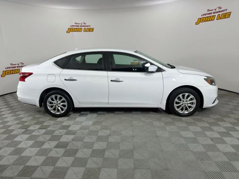 Used 2019 Nissan Sentra SV FWD image 7