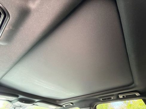 Used 2021 Ford Expedition XLT image 14