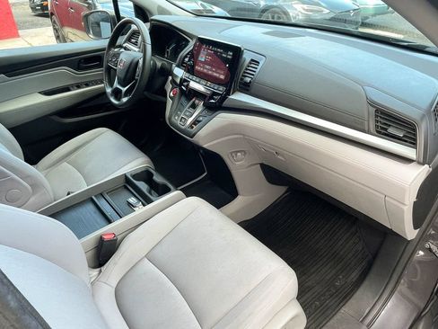 Used 2018 Honda Odyssey EX image 28