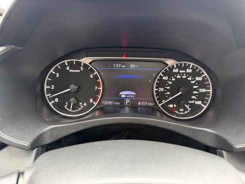 Used 2022 Nissan Altima 2.5 SV w/ SV Premium Package FWD image 13