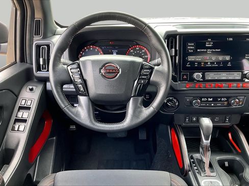 Used 2026 Nissan Frontier PRO-4X AWD/4WD image 6