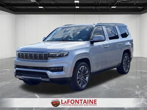 Used 2022 Jeep Grand Wagoneer Series II w/ Convenience Group III AWD/4WD image 1