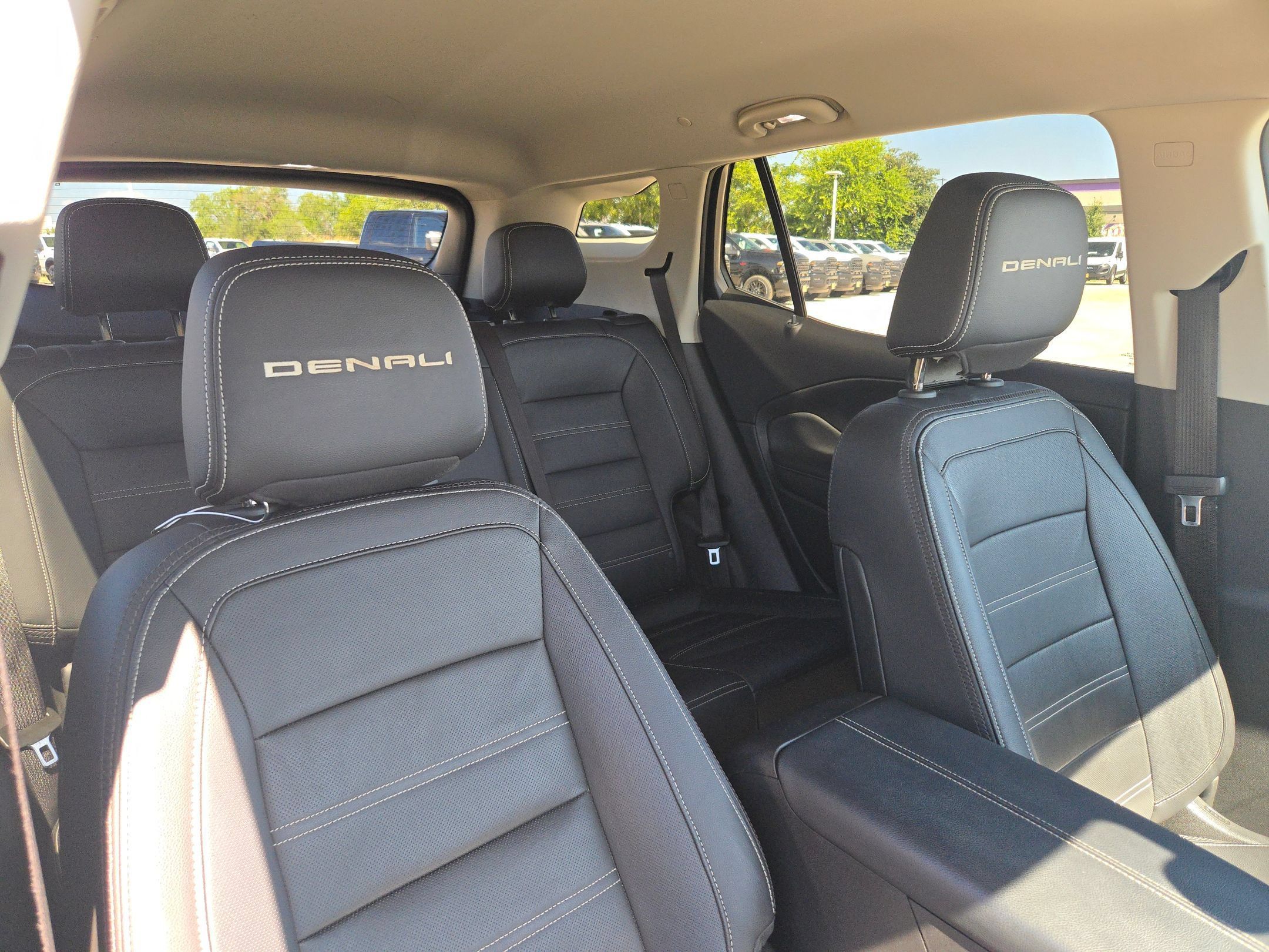 Used 2023 GMC Terrain Denali AWD/4WD image 32