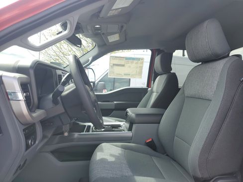 New 2024 Ford F450 XLT w/ XLT Value Package image 9