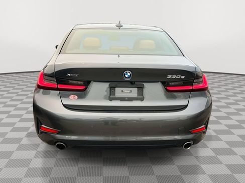 Used 2022 BMW 330e xDrive w/ Driving Assistance Package AWD/4WD image 7