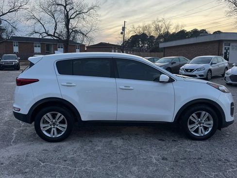 Used 2019 Kia Sportage LX FWD image 6