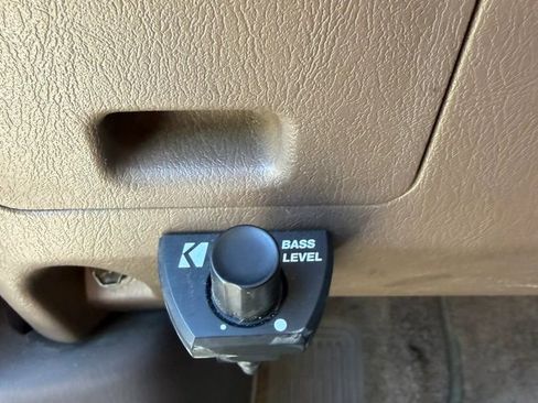 Used 1999 Toyota Tacoma Limited AWD/4WD image 27