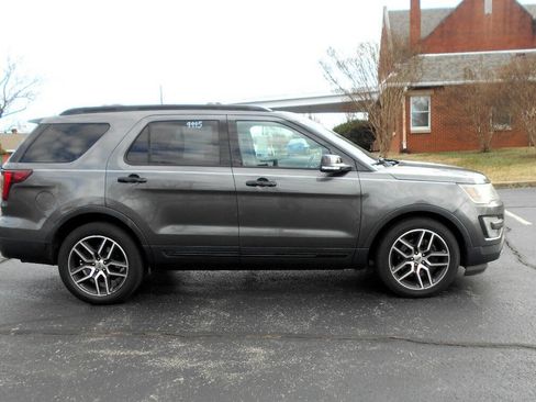 Used 2016 Ford Explorer Sport w/ Equipment Group 401A image 5