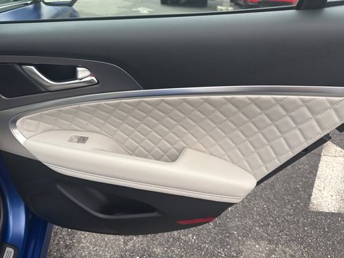 Used 2025 Genesis G70 3.3T Advanced w/ Sport Prestige Package image 20