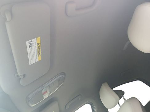 Used 2025 Hyundai Ioniq 6 SEL image 11