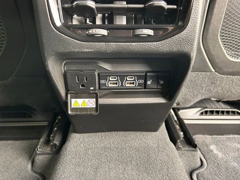 Used 2023 Jeep Grand Cherokee Limited w/ Trailer Tow Prep Group (B) image 36