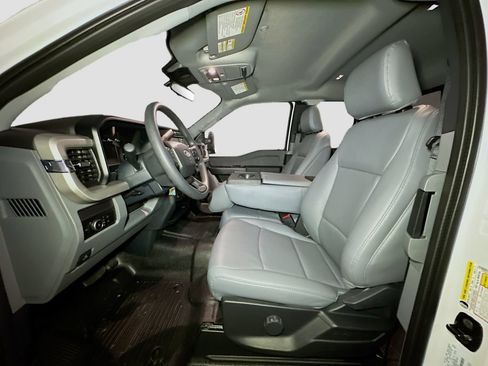 New 2026 Ford F350 XL w/ XL Chrome Package AWD/4WD image 15