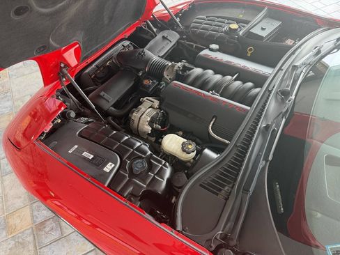 Used 1999 Chevrolet Corvette Convertible RWD image 13