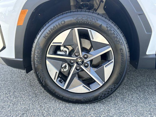 Certified 2025 Hyundai Tucson SEL AWD/4WD image 9