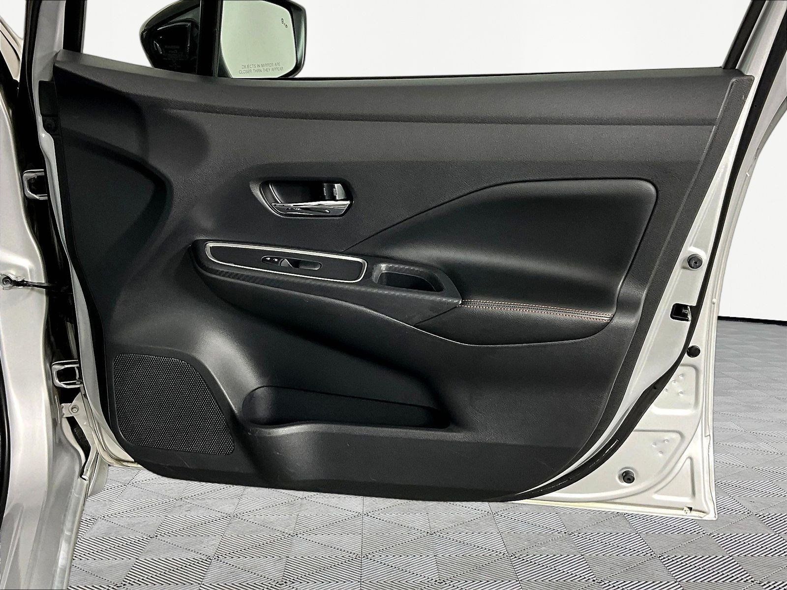 Used 2020 Nissan Versa SR w/ Convenience Package FWD image 27