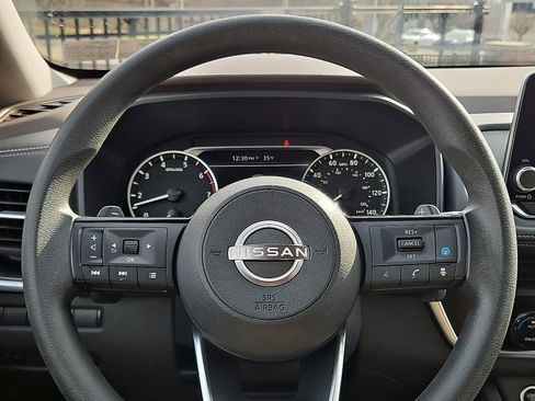 Certified 2023 Nissan Rogue SV image 18