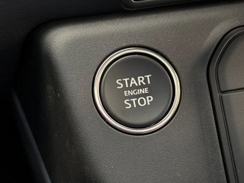 New 2026 Land Rover Defender 110 X AWD/4WD image 29