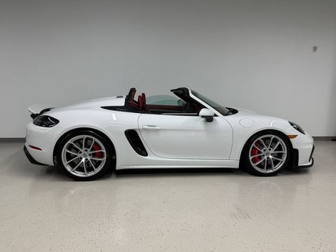 Certified 2022 Porsche 718 Boxster Spyder RWD image 6