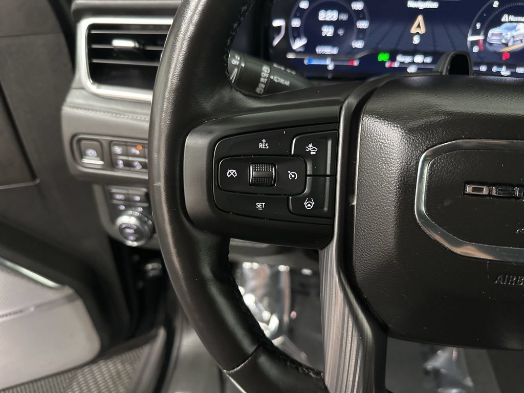 Used 2024 GMC Yukon Denali Ultimate AWD/4WD image 14