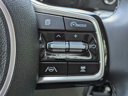 Used 2023 Kia Sorento SX FWD image 21